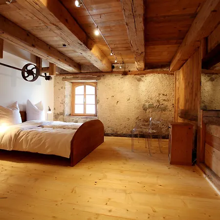 Rainhof Scheune & Naturpark Restaurant Otel Kirchzarten