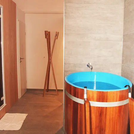 Rainhof Scheune & Naturpark Restaurant Otel 3*