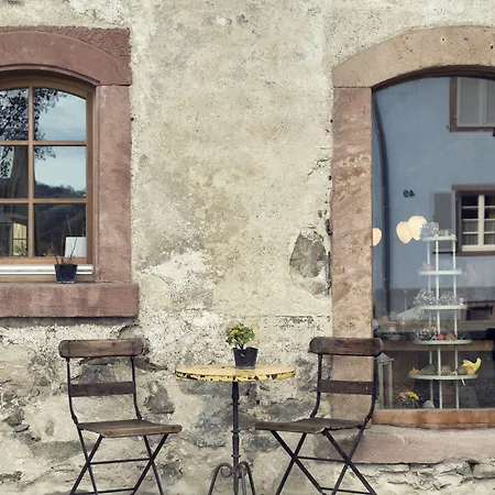 Otel Rainhof Scheune & Naturpark Restaurant Kirchzarten