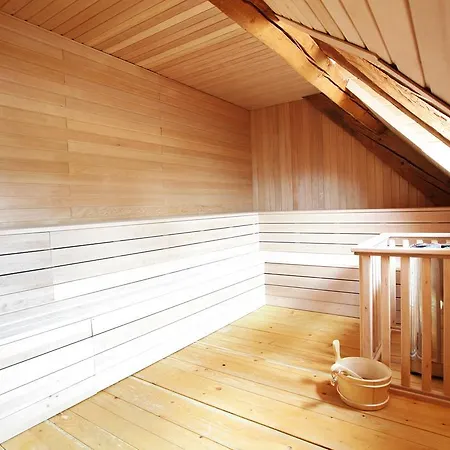 Otel Rainhof Scheune & Naturpark Restaurant Kirchzarten