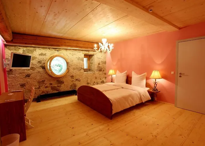 Rainhof Scheune & Naturpark Restaurant 3* Kirchzarten